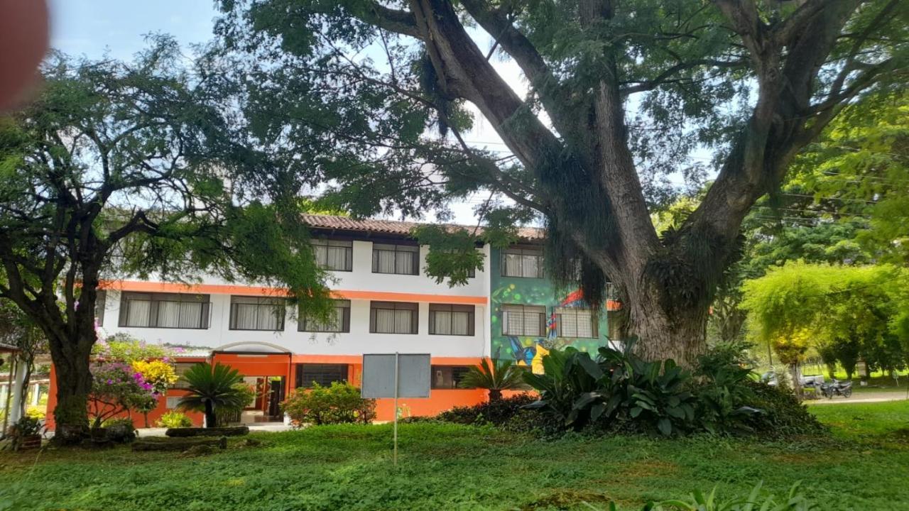 Imca Hotel Buga Ngoại thất bức ảnh